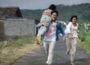 Nonton Abadi Nan Jaya  Bukan LK21, Teror Zombie Berawal dari Jamu