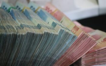 Rupiah Masih Tertekan ke Rp17.846 per Dolar AS, Semester II 2026 Diprediksi Membaik 3 Menkeu Purbaya Serius Jalankan Redenominasi Rupiah, Uang Rp1.000 Jadi Rp1 Tanpa Kurangi Nilai