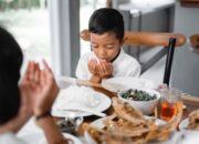 Fadilah Puasa Hari Ke-17: Pengampunan Dosa dan Cahaya di Hari Kiamat