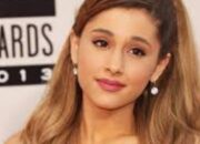 Ariana Grande Syok Diserang Fans di Singapura!