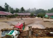 Bencana Sumatera: Korban Tewas Capai 712 Jiwa, Ratusan Masih Hilang