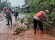 Duka Polda Riau: Brigadir Tri Gugur Tertimbun Longsor Sumbar, Dua Hilang