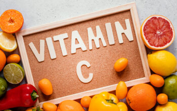 Bukan Cuma Skincare, Ini 7 Nutrisi Penting agar Rambut, Kulit, dan Kuku Tetap Sehat 3 Vitamin C