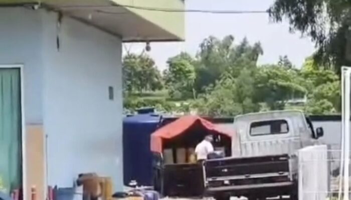 Viral! Diduga Jual Solar Bersubsidi Lewat Jeriken, SPBU Pamekasan Tuai Protes Sopir