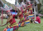 Tradisi Sosiokultural: Pengertian, Contoh, dan Peran Pentingnya di Masyarakat Modern