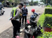 KECELAKAAN MAUT! Bus Hino Tabrak Motor Honda di Rejoso Pasuruan, Pengendara Tewas di Lokasi