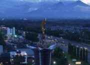 Kujang Emas Raksasa Bertengger di Tugu Pancakarsa, Sentul Bogor