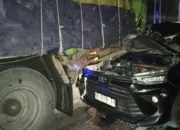 Detik-detik Mobil Avanza Tabrak Truk Pupuk di Jalur Ponorogo–Madiun, Begini Kronologinya!