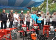 Lewat Penanaman Jagung Serentak 750 Ha, Kapolda Jabar Beri Hadiah Umrah ke Petani