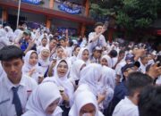 Langsung Jadi Idola, Toprak Razgatlıoğlu Bikin Kagum Pelajar SMK Negeri 39 Jakarta