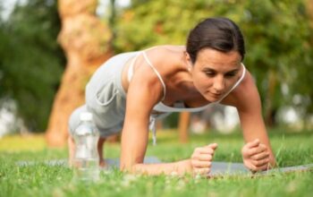 5 Tips Latihan Otot bagi Pemula agar Hasil Maksimal dan Terhindar dari Cedera 5 latihan otot
