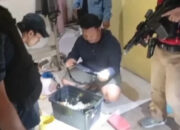Polda Metro Jaya Bongkar Pabrik Senjata Ilegal di Cipacing Sumedang! 5 Orang Ditangkap, Ratusan Amunisi Disita
