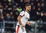 Skor Akhir Cagliari vs AC Milan, Rossoneri Nyaman di Puncak