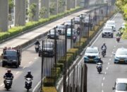 Tiang Monorel Mangkrak Dibongkar, Pengamat Hukum: Adanya Material di Jalan Bisa Melanggar Hukum!