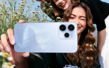5 HP OPPO Kamera Terbaik 2026, Hasil Foto Tajam untuk Konten dan Fotografi 3 OPPO Reno 15 Series 5G