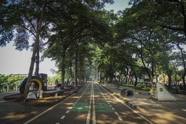 Ngabuburit di Jakarta Timur (Istimewa)