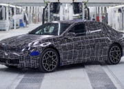 BMW i3 Sedan Listrik Terbaru Siap Meluncur, Jarak Tempuhnya Tembus 640 Km!