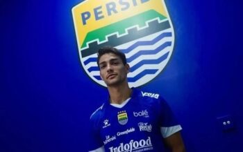 Prediksi Skor Bhayangkara FC vs Persib 30 April 2026, Lengkap Link Streaming Bukan YallaShoot 7 Bek Persib Bandung, Federico Barba.