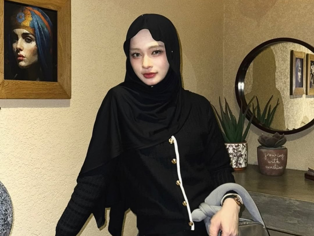 Inara Rusli Akui Salah Nikah Siri (Foto: Instagram/mommy_starla)