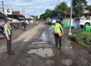 Tragedi Jalan Berlubang di Jember, Remaja 17 Tahun Tewas Terlindas Dump Truk