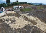 Bahaya Pergeseran Tanah di Sukamakmur, Stop Pembangunan dan Jual Beli Kapling