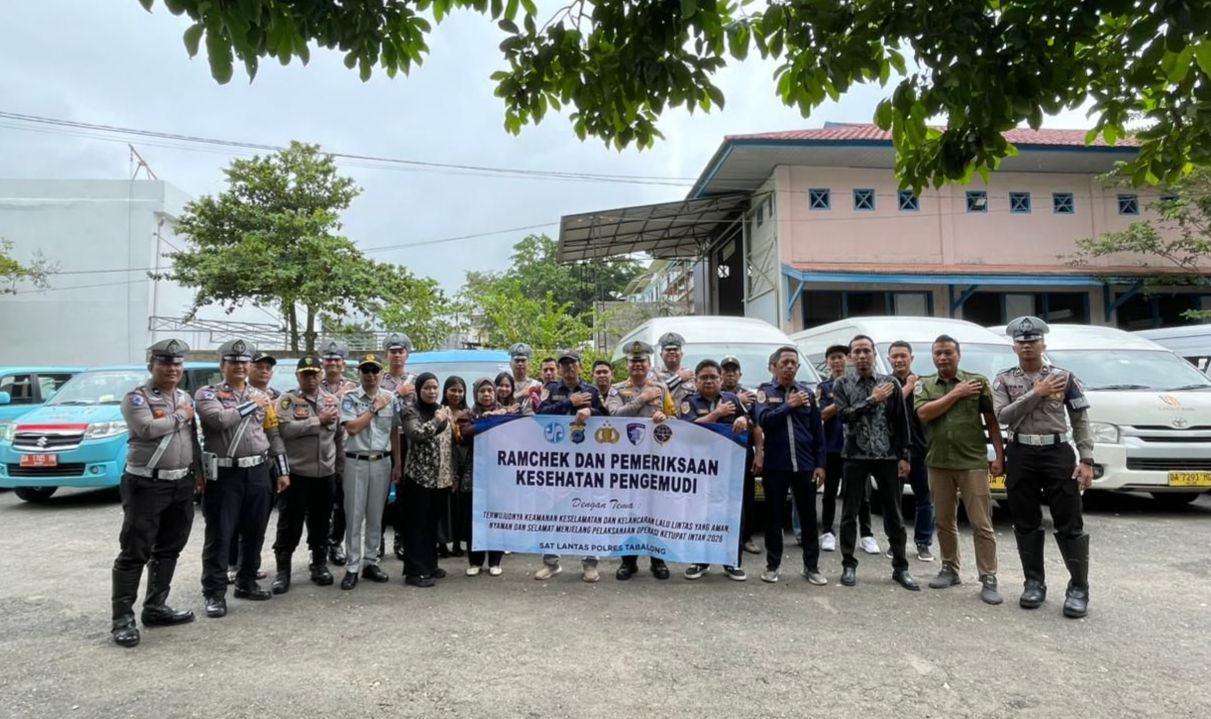 Satlantas Polres Tabalong lakukan ramp check dan tes kesehatan sopir jelang mudik 2026.
