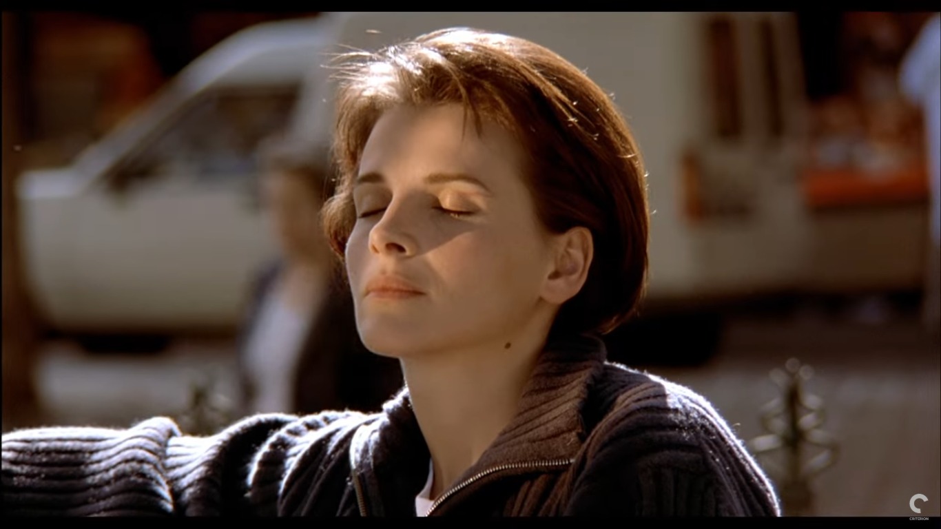 Nonton Film Three Colors Blue (1993) LK21