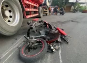 Dua Perempuan Tewas Terlindas Truk Tronton di Jalan Nasional Jombang