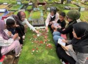 Tradisi Nyadran: Ratusan Peziarah Padati TPU Jelang Ramadan 1447 H