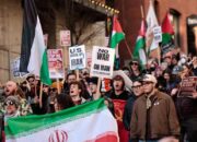 Ratusan Warga AS Demo Tuntut Trump Stop Serangan Iran: ‘Ini Melanggar Konstitusi!’