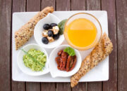 Terungkap! Makanan Sehat Ini Ternyata Bisa Percepat Penurunan Fungsi Otak