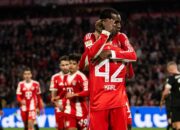 Bayern Munchen Bantai Monchengladbach 4-1, Kevin Diks cs Diobrak-abrik