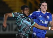 Carlisle United Menang 1-0, Kandaskan Halifax Town