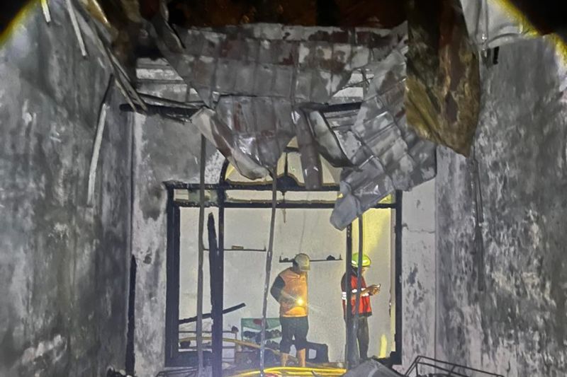 Rumah Warga di Kembangan Terbakar