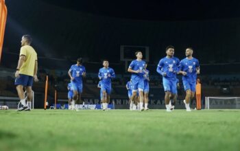 Borneo FC Menang Lawan Persik, Bobotoh Ultimatum Persib Bandung: Wajib Menang Lawan Bhayangkara 3 Persib Bandung