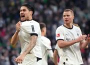 Kegundahan Gol di Anulir VAR, Kevin Diks Akhirnya Cetak Gol Injury Time Kemenangan Borussia Moenchengladbach 1-0