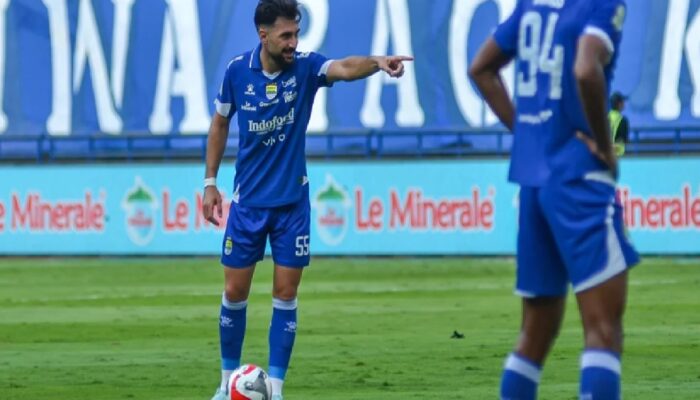 Bek Persib Relakan Tak Menikmati Libur Lebaran 2026 Demi Play-off Piala Dunia 2026 Negaranya