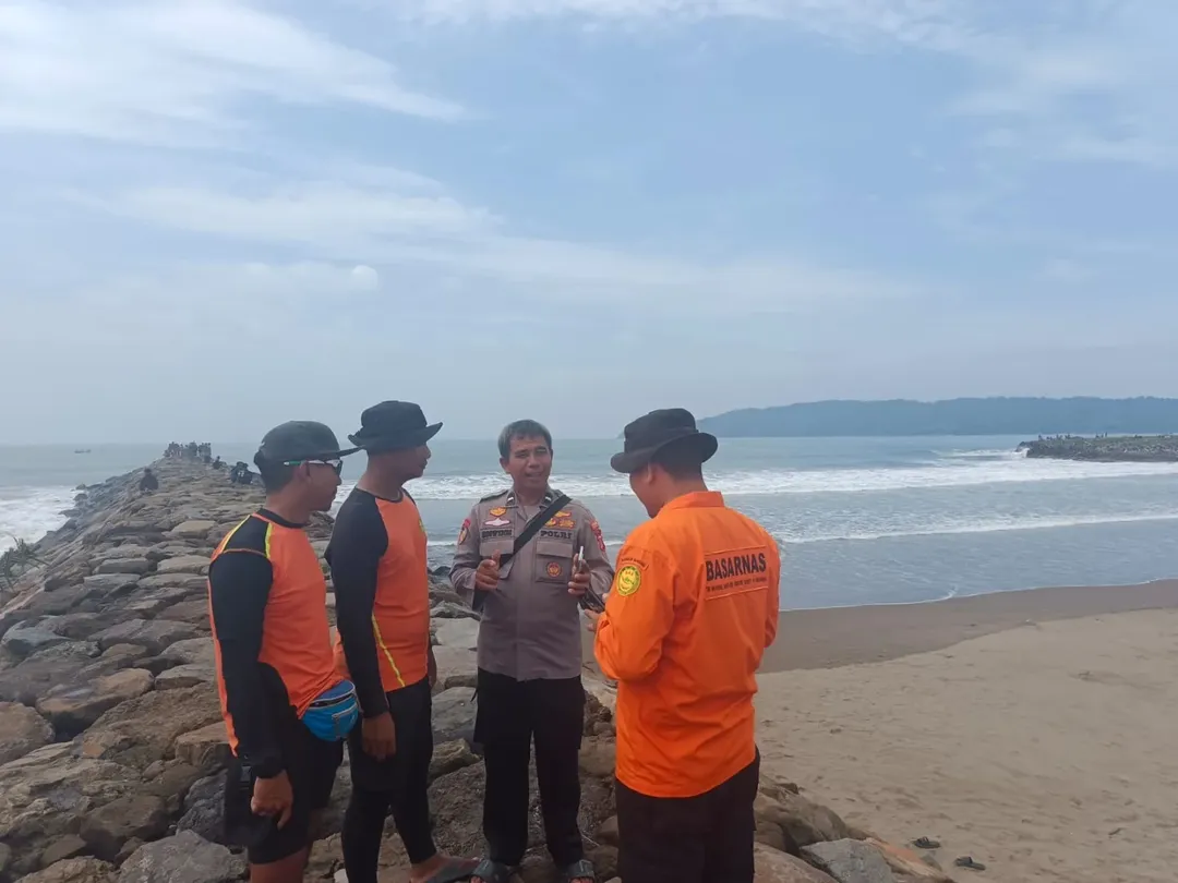 Remaja 14 tahun tenggelam di Pantai Timur Pangandaran.