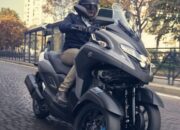 Bakal Masuk Indonesia? Yamaha Luncurkan Tricity 300 “XMAX Roda Tiga” dengan Airbag
