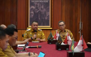 222 Kades Akan Berakhir, Sampah Menggunung, Perizinan Disorot, Ini Tiga Fokus Bupati Bogor 5 file 1772487959669 IMG 8350