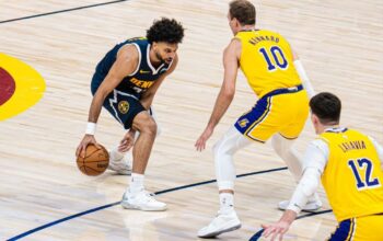 DUEL RAKSASA! Jokik Bungkam Doncic Lewat Triple-Double, Lakers Tumbang di Denver! 7 Hasil Nuggets vs Lakers