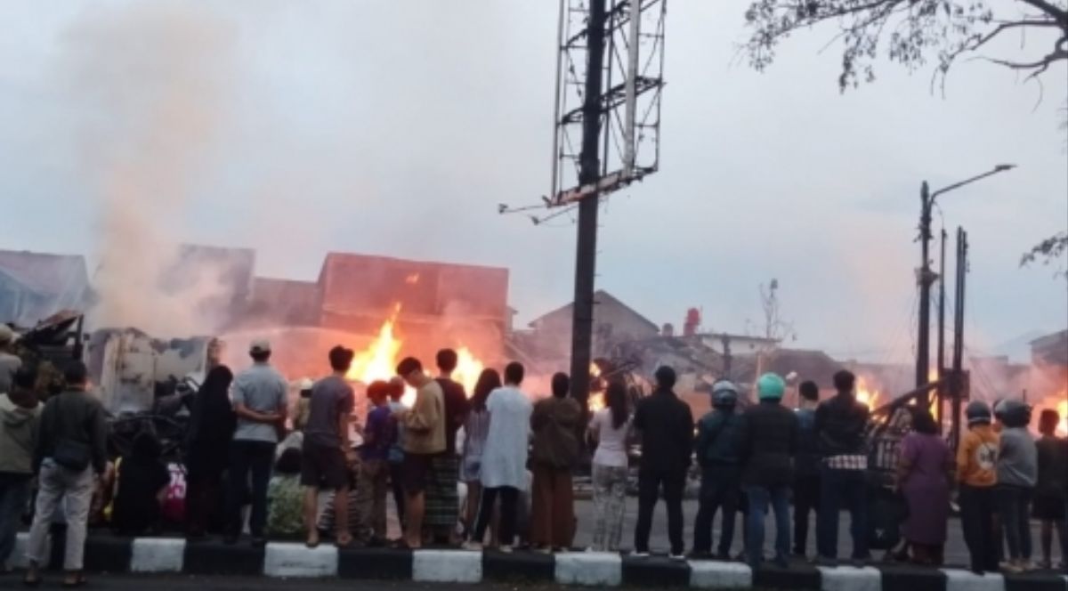 kebakaran kios di Bandung