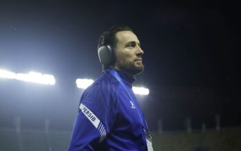 Marc Klok Berterimakasih ke Bobotoh Usai Persib Hattrick Juara Liga 1 8 Marc Klok