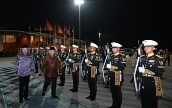 Sorotan Dunia, Prabowo dan Anwar Ibrahim Tunjukkan Kedekatan Tak Biasa di Kunjungan Idulfitri 3 prabowo n anwar