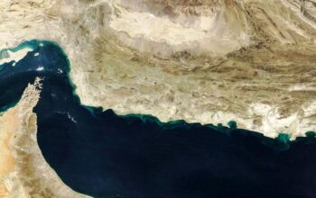 Iran Balas Serangan Amerika Serikat di Teluk Oman, Drone Diluncurkan ke Kapal AS 6 Iran Balas Serangan Amerika Serikat