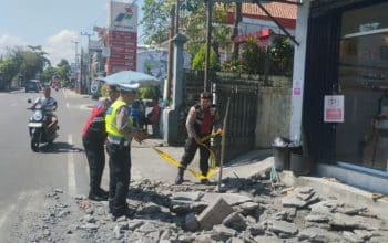 Ledakan Trotoar di Badung Bali