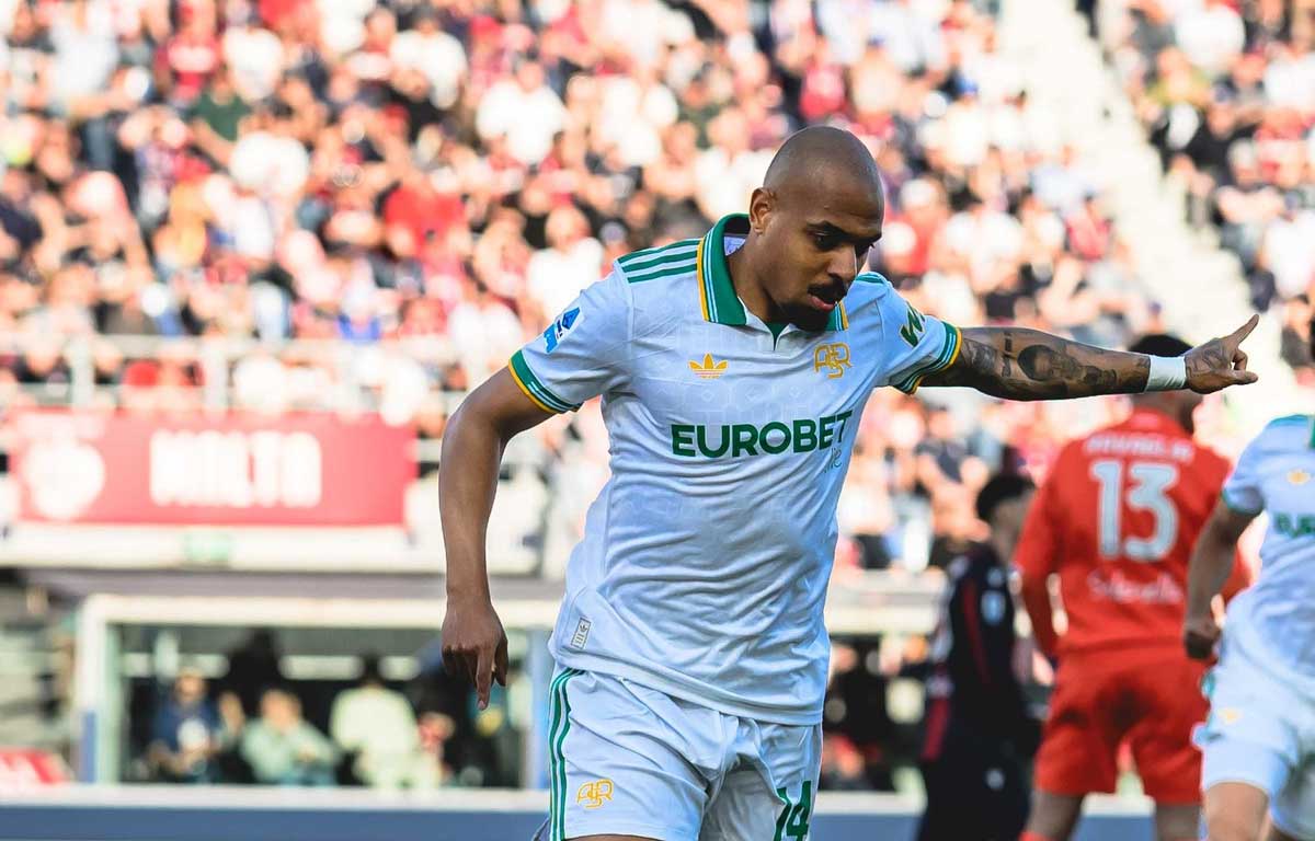 AS Roma tumbangkan Bologna