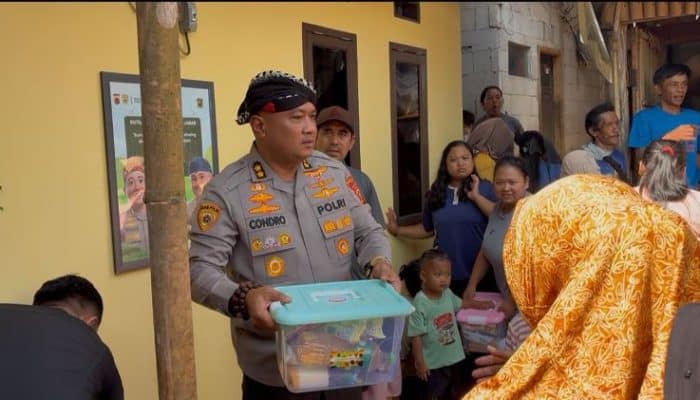 Bantuan Benih, Pupuk, dan Sembako Digelontorkan Polda Jabar di Nagreg