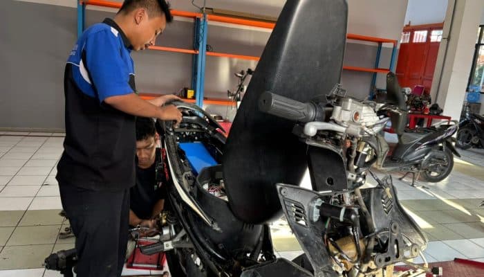 PLN UID Jabar Perkuat Kompetensi EV di SMKN 8 Bandung, Dari Teori Jadi Praktik Nyata