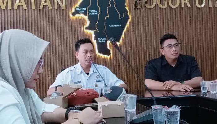 Anyaman Harapan dari Cimahpar Bogor, Kampung Ketupat Siap Naik Kelas